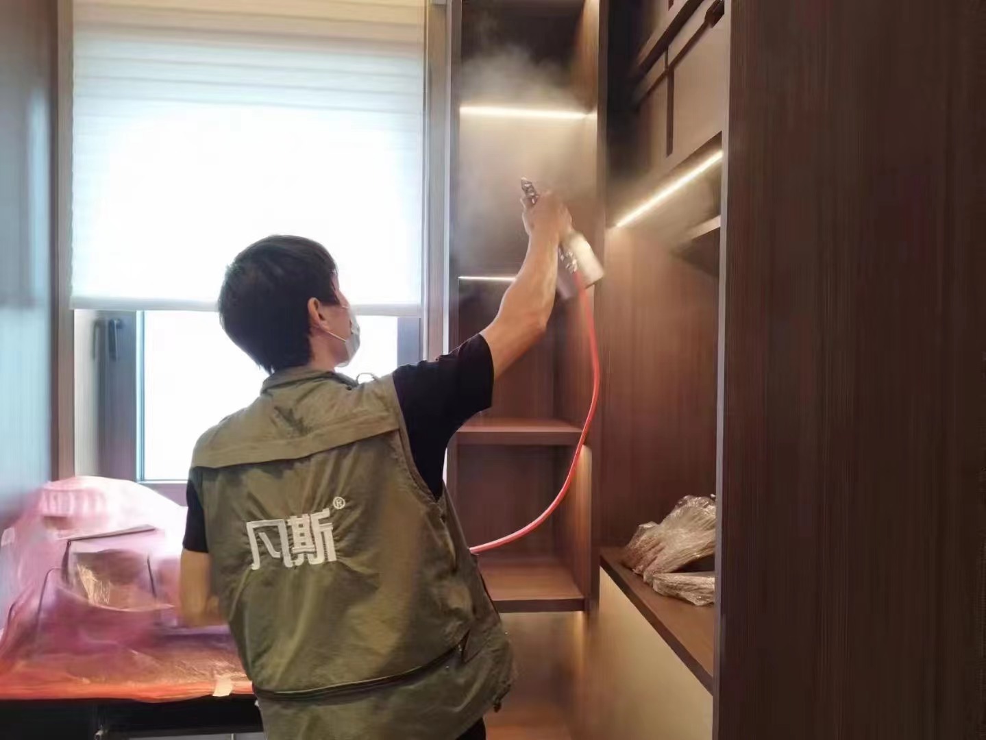 空氣清新劑能去除室內(nèi)的臭味嗎？廁所臭味該如何處理